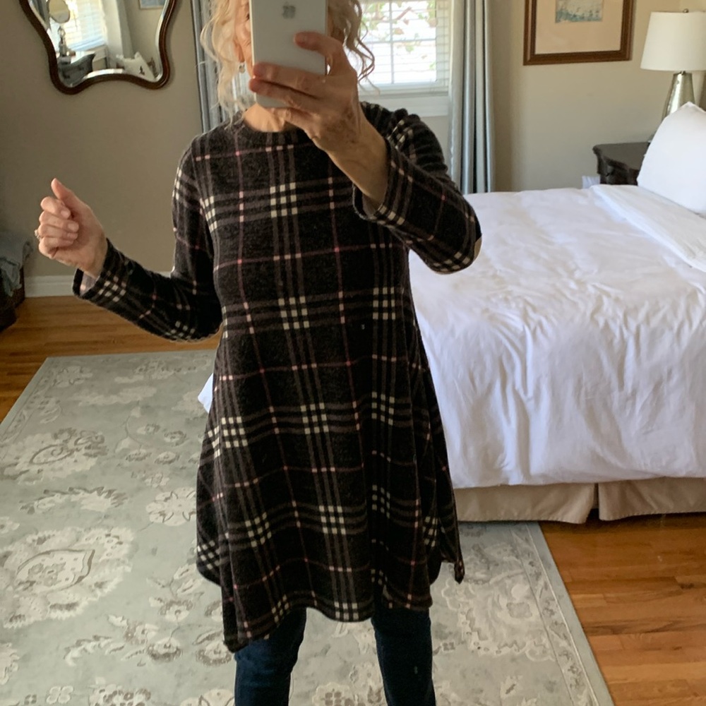 Casual fall/winter dress.